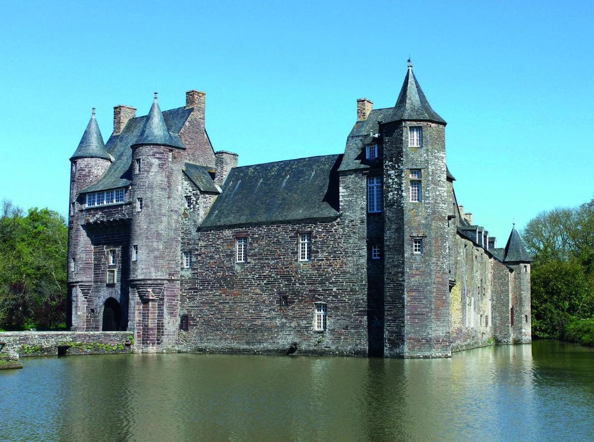 Chambres D'Hotes La Fontaine Garel Iffendic Exterior foto